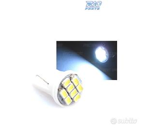 LED LAMPADINA T10 8LED