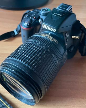 Nikon D5300 kit AFS Nikkor 18-140