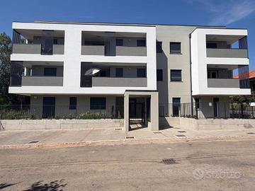 Appartamento di 80 m² con 3 locali e box auto a Ma