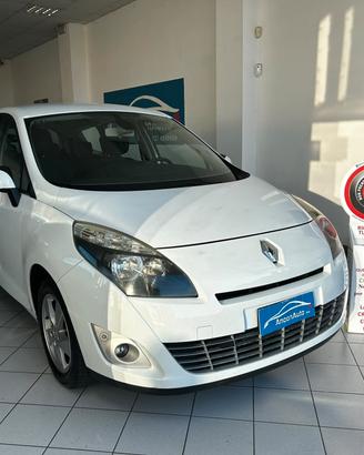 Renault Scénic 1.5 dCi 7 POSTI 2010