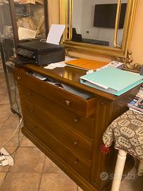 Cassettiera a quattro cassetti in legno