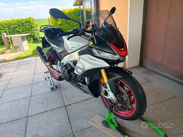Aprilia tuono v4 2022
