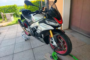 Aprilia tuono v4 2022