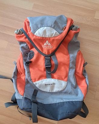 Zaino trekking marca Vaude 30 litri