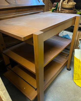 mobiletto porta TV con ruote