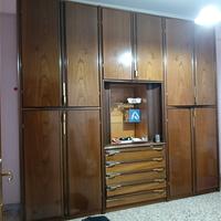 armadio in noce come foto