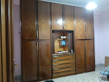 armadio in noce come foto