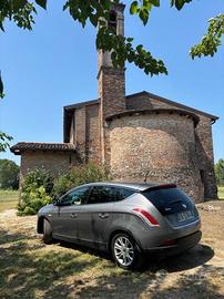LANCIA Delta 1.4 T-Jet 120 CV Argento Ecochic GPL