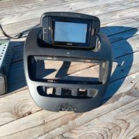 autoradio con Tom tom