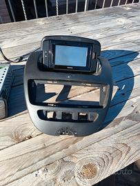 autoradio con Tom tom