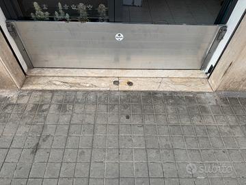 Paratia antiallagamento in alluminio