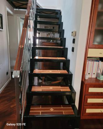 Scala componibile da interno