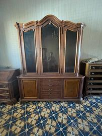 Cristalliera in noce