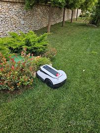 robot tagliaerba