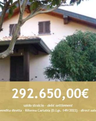 Villa a Valgreghentino (LC)
