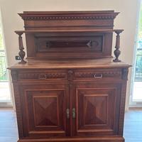 Credenza in legno puro