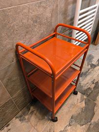 Carrello verniciato rosso