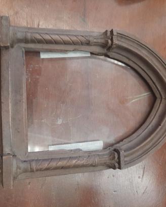 Cornice in stile gotico legno