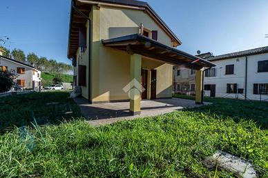 VILLA SINGOLA A CONCORDIA SULLA SECCHIA