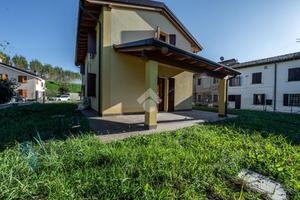 VILLA SINGOLA A CONCORDIA SULLA SECCHIA