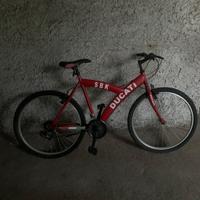 Bicicletta sponsorizzata Ducati