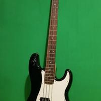 basso elettrico Storm 4 corde con amplificatore