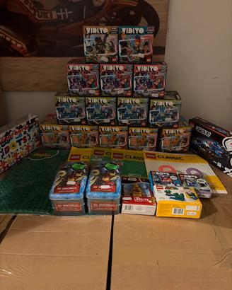 Lotto 27 articoli Lego nuovi sigillati.