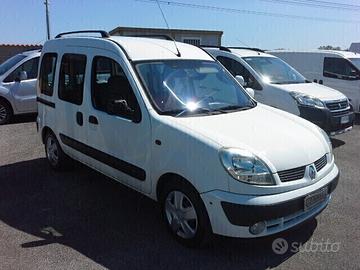 RENAULT KANGO 1.5 DCI 5 POSTI VETTURA
