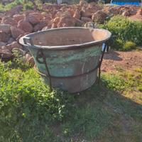 Caldaro antico in rame