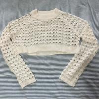 maglione bucherellato