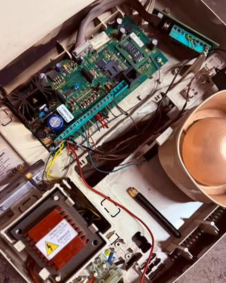 Centrale allarme Tecnoalarm tp 4-20