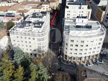 Posto auto centro storico Villa Comunale