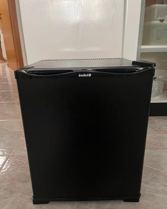 Minibar Indel B T30 da 30 litri termoelettrico