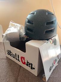 Casco monopattino bicicletta