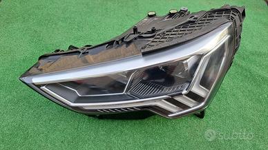 AUDI Q3 83A FULL LED Faro Fanale Sinistro SX