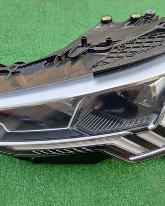 AUDI Q3 83A FULL LED Faro Fanale Sinistro SX