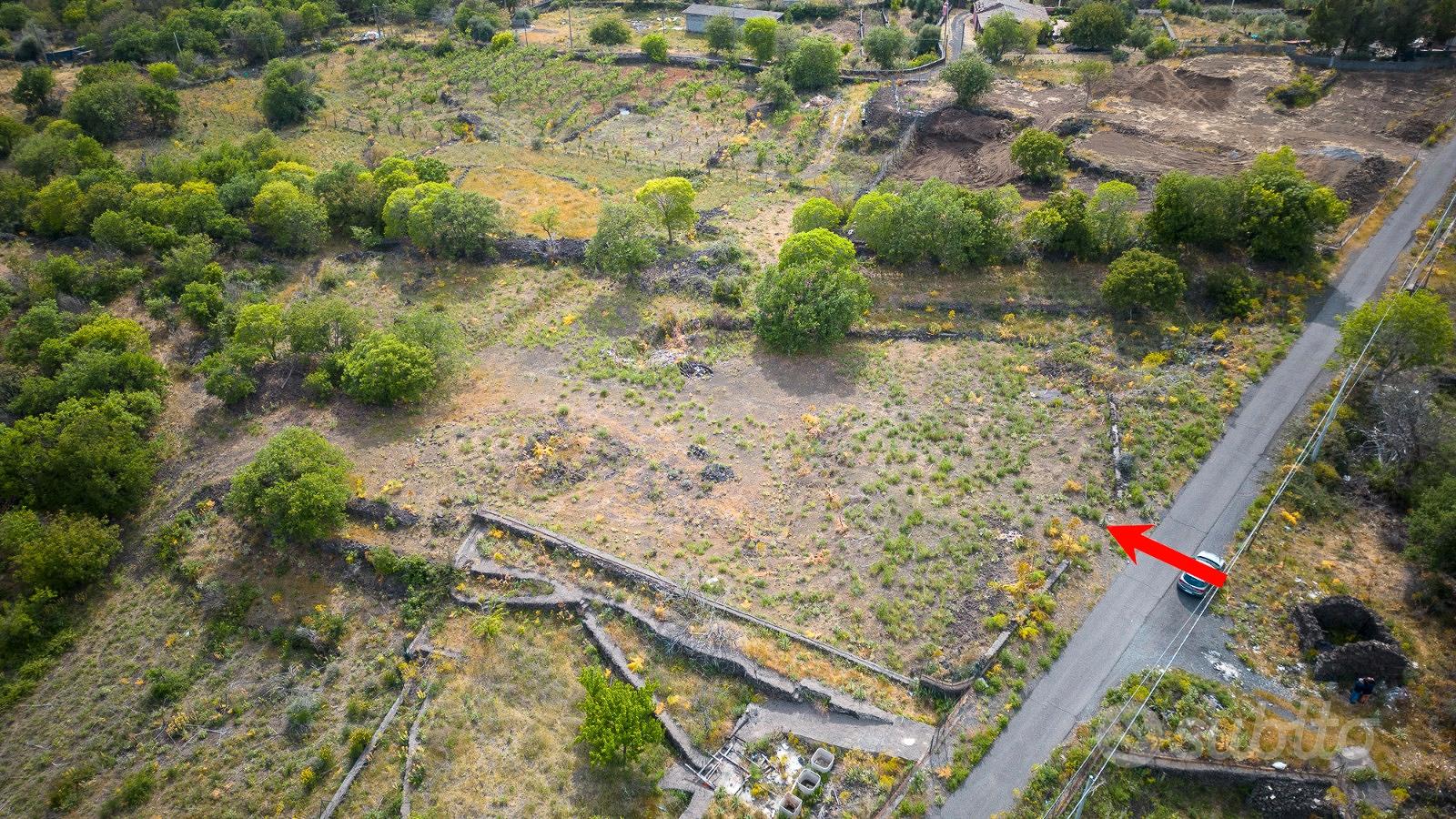 Terreno Agricolo 3.900 mq a Belpasso - Vista 2