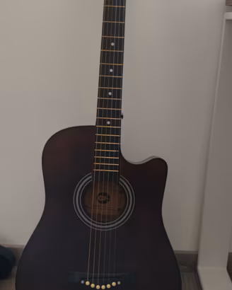 chitarra acustica 
