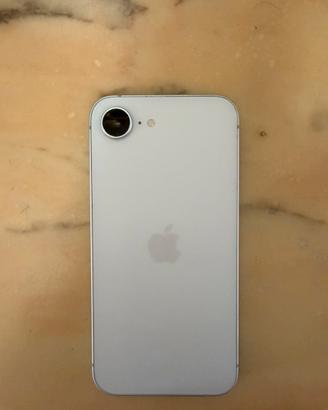 Iphone 16e Apple care furto e smarrimento