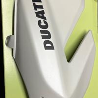 Fiancchetto sinistro per hypermotard 796