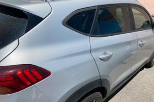 Hyundai tucson 48 v disel