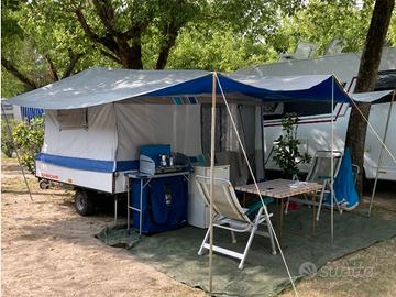 Combi Camp Family - carrello tenda automatico
