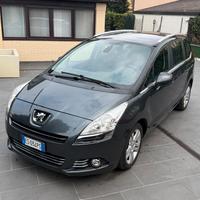 Peugeot 5008 HDI 3,900€