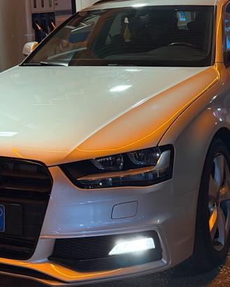 Faro sinistro Audi A4 b8