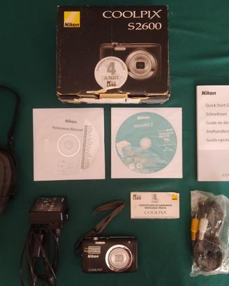 Nikon Coolpix S2600, Digital Compact Camera.