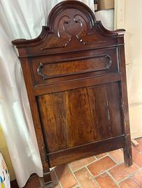 Letto matrimoniale antico