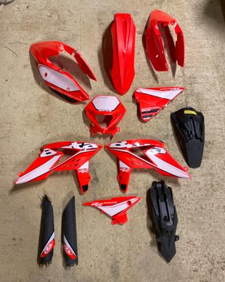 Plastiche beta 300 rr