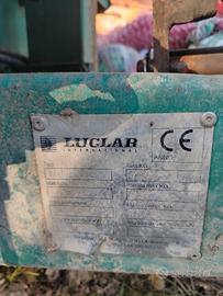 carro miscelatore con pinza