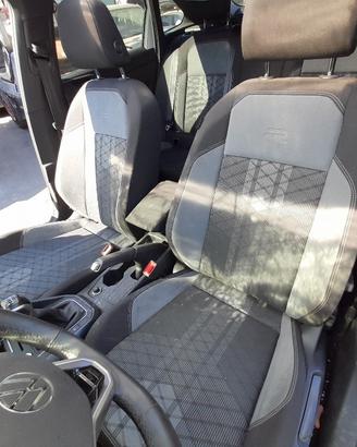 INTERNI COMPLETI VOLKSWAGEN TAIGO (2021)