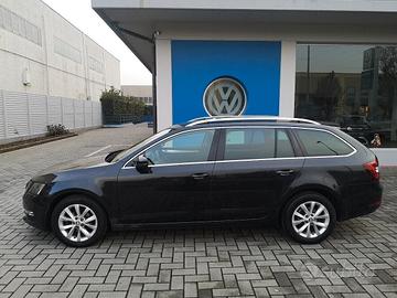 Skoda Octavia 1.6 TDI CR 115 CV DSG Wagon Executiv